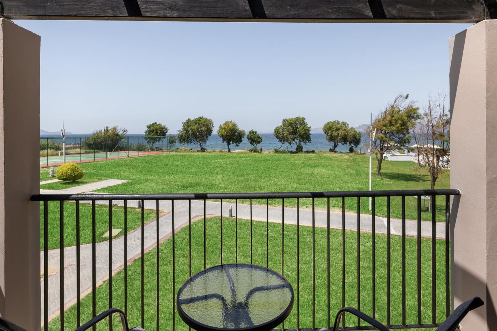 White Olive Marine Aquapark Hotel Tigaki Exterior foto